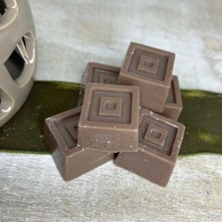 6 Dark Honey and Tobacco Wax Melts